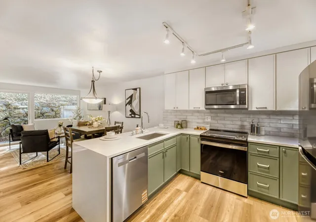 Photo 2 of Condo for sale at 22906 Edmonds Way #10, Edmonds, WA 98020 | MLS# NWM2588945 | Listing updated on 2026-10-02