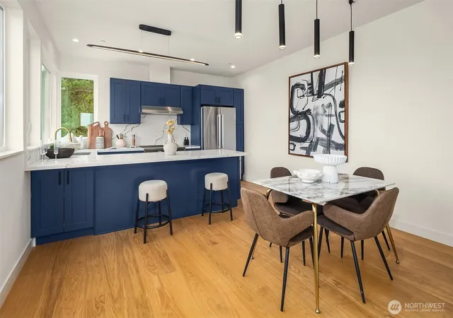 Photo 4 of Single family home for sale at 532 W Barrett St, Seattle, WA 98119 | MLS# NWM2588946 | Listing updated on 2026-10-01