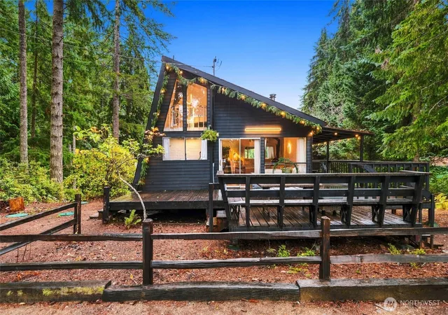 Photo 2 of Single family home for sale at 1500 E Timberlake Dr, Shelton, WA 98584 | MLS# NWM2588955 | Listing updated on 2026-10-02