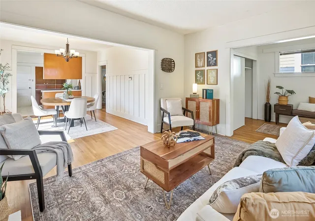 Photo 4 of Single family home for sale at 4743 5th Avenue NE, Seattle, WA 98105 | MLS# NWM2588957 | Listing updated on 2026-09-30