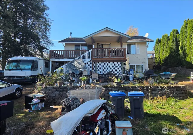 Single family home for sale at 1285 Lansing Ave, Bremerton, WA 98312 | MLS# NWM2588961