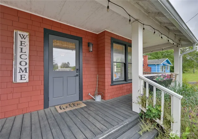Photo 3 of Single family home for sale at 3100 US 101, Long Beach, WA 98631 | MLS# NWM2588963 | Listing updated on 2026-10-02