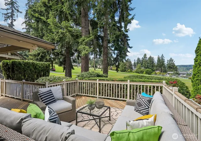 Photo 1 of Mansion for sale at 16313 Inglewood Pl Ne, Kenmore, WA 98028 | MLS# NWM2588973 | Listing updated on 2026-10-01