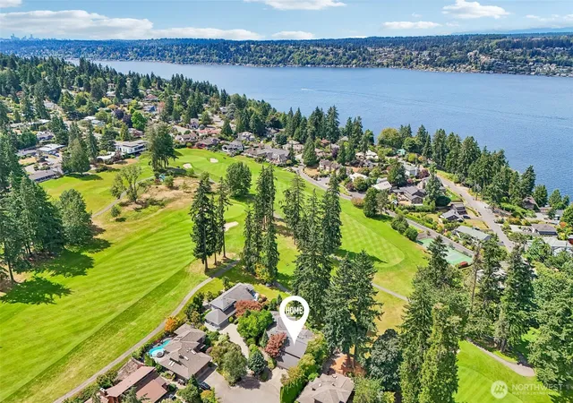Photo 3 of Mansion for sale at 16313 Inglewood Pl Ne, Kenmore, WA 98028 | MLS# NWM2588973 | Listing updated on 2026-10-01