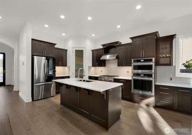Photo 3 of Single family home for sale at 5780 Nw Hood Loop, Camas, WA 98607 | MLS# NWM2588990 | Listing updated on 2026-10-17