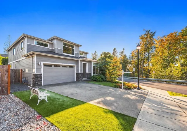 Photo 2 of Sale Pending at 853 S 49th Street, Renton, WA 98055 | MLS# NWM2588995 | Listing updated on 2026-10-23