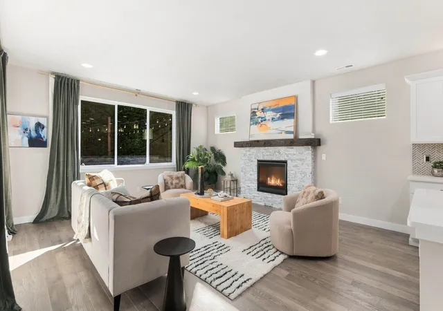 Photo 4 of Sale Pending at 853 S 49th Street, Renton, WA 98055 | MLS# NWM2588995 | Listing updated on 2026-10-23