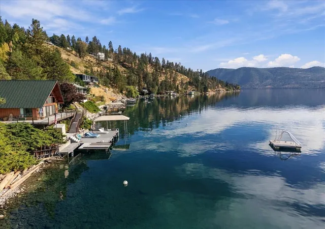 Photo 3 of Single family home for sale at 487 Bayshore Dr, Manson, WA 98831 | MLS# NWM2589005 | Listing updated on 2026-10-28