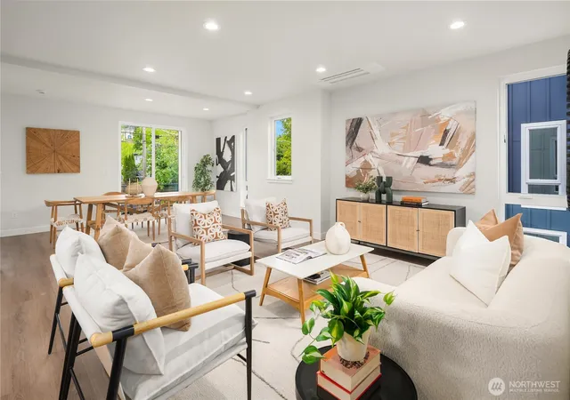 Photo 3 of Condo for sale at 116 29th Avenue E, Seattle, WA 98112 | MLS# NWM2589008 | Listing updated on 2026-10-01