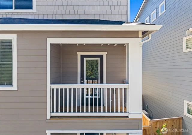 Photo 4 of Single family home for sale at 8760 151st Street E, Puyallup, WA 98375 | MLS# NWM2589012 | Listing updated on 2026-09-30