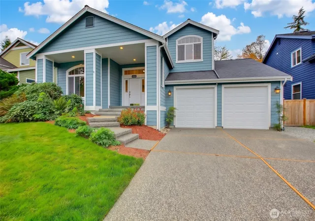 Photo 2 of Single family home for sale at 14549 86th Place Ne, Kenmore, WA 98028 | MLS# NWM2589016 | Listing updated on 2026-10-01