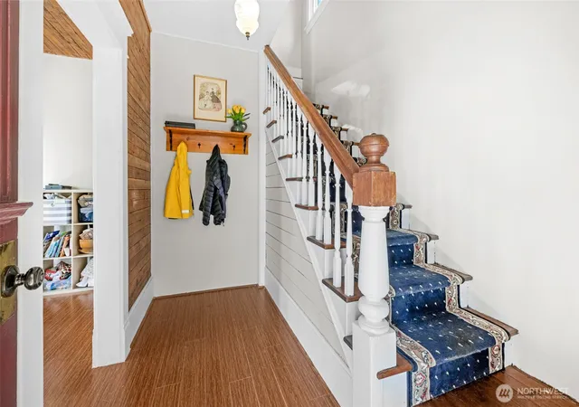 Photo 4 of Single family home for sale at 1411 Sunnyside Blvd, Lake Stevens, WA 98258 | MLS# NWM2589018 | Listing updated on 2026-10-02