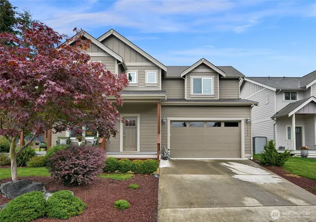 Photo 2 of Single family home for sale at 9004 Bay Cir, Blaine, WA 98230 | MLS# NWM2589032 | Listing updated on 2026-10-02