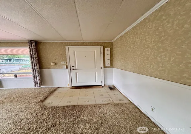 Photo 4 of Manufactured home for sale at 930 Trosper Rd SW #122, Tumwater, WA 98512 | MLS# NWM2589041 | Listing updated on 2026-09-29