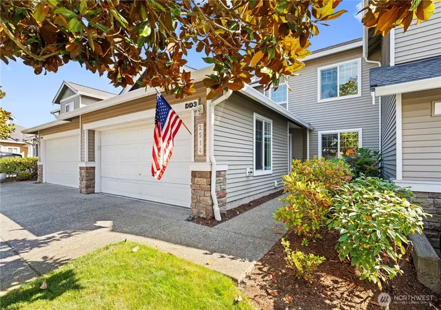 Photo 1 of Townhouse for sale at 2514 85th Drive Ne #DD3, Lake Stevens, WA 98258 | MLS# NWM2589049 | Listing updated on 2026-10-02