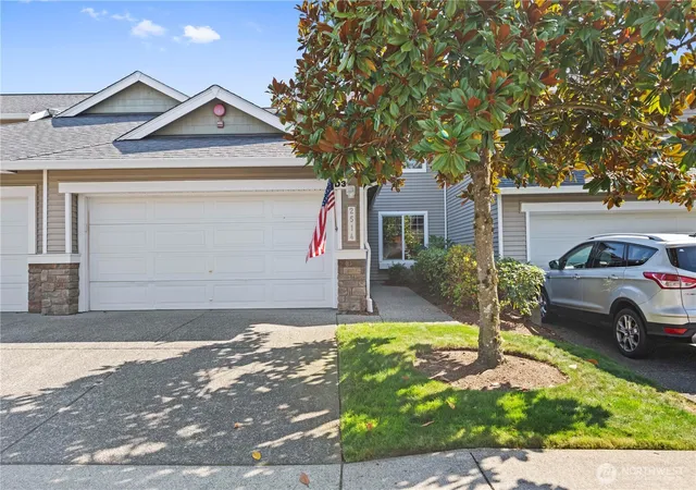 Photo 3 of Townhouse for sale at 2514 85th Drive NE #DD3, Lake Stevens, WA 98258 | MLS# NWM2589049 | Listing updated on 2026-10-02
