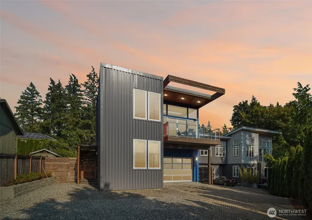 Photo 1 of Single family home for sale at 1522 211th Place Ne, Sammamish, WA 98074 | MLS# NWM2589052 | Listing updated on 2026-10-01