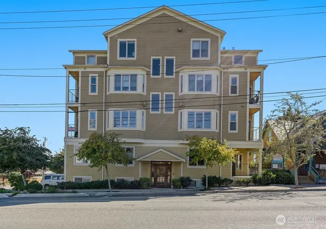 Single family home for sale at 1215 Lawrence St #202, Port Townsend, WA 98368 | MLS# NWM2589057