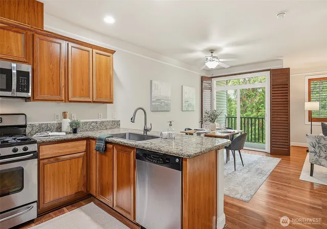 Photo 3 of Townhouse for sale at 4811 Shattuck Pl S #CC104, Renton, WA 98055 | MLS# NWM2589062 | Listing updated on 2026-10-02