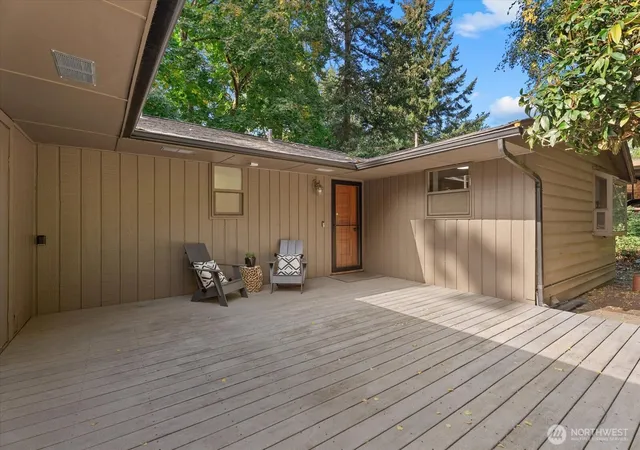 Photo 1 of Single family home for sale at 8611 118th Avenue SE, Newcastle, WA 98056 | MLS# NWM2589064 | Listing updated on 2026-10-09