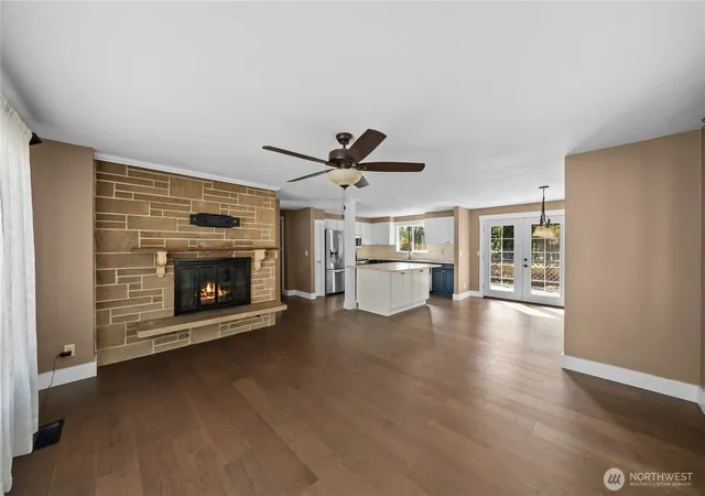 Photo 4 of Single family home for sale at 2529 SW 322nd Street, Federal Way, WA 98023 | MLS# NWM2589074 | Listing updated on 2026-10-01