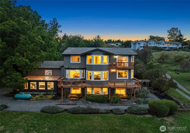 Single family home for sale at 6237 Walnut Way, Clinton, WA 98236 | MLS# NWM2589075 | Listing updated on 2026-10-23