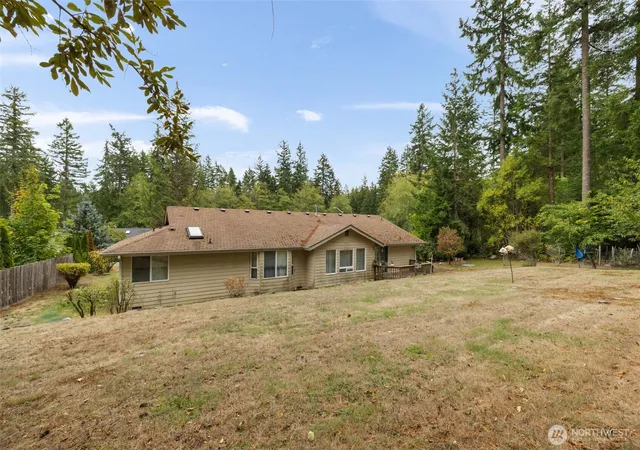 Photo 3 of Single family home for sale at 6486 Crossing Pl SW, Port Orchard, WA 98367 | MLS# NWM2589076 | Listing updated on 2026-10-01