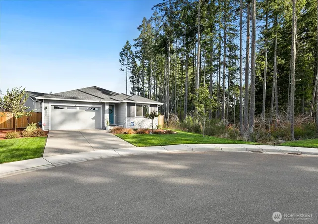 Photo 2 of Single family home for sale at 13317 Pines Ln E, Puyallup, WA 98374 | MLS# NWM2589081 | Listing updated on 2026-10-20