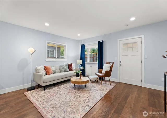 Photo 4 of Single family home for sale at 7511 13th Avenue SW, Seattle, WA 98106 | MLS# NWM2589087 | Listing updated on 2026-10-01