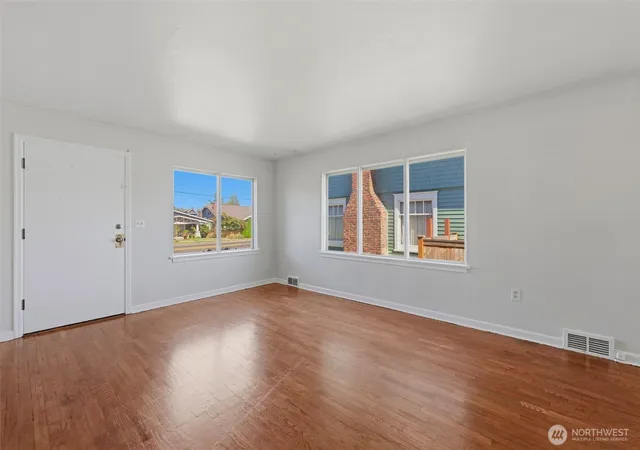 Photo 3 of House for sale at 3218 N 3220 21st Street, Tacoma, WA 98406 | MLS# NWM2589088 | Listing updated on 2026-10-02