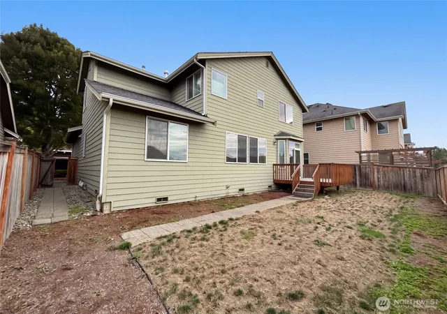 Photo 4 of Single family home for sale at 7629 201st Place, Kenmore, WA 98028 | MLS# NWM2589097 | Listing updated on 2026-10-02