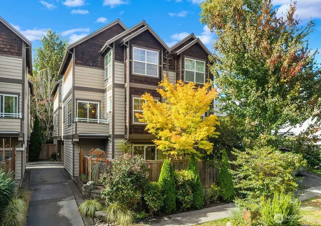 Photo 3 of Townhouse for sale at 9513 Ashworth Ave N #A, Seattle, WA 98103 | MLS# NWM2589099 | Listing updated on 2026-10-09