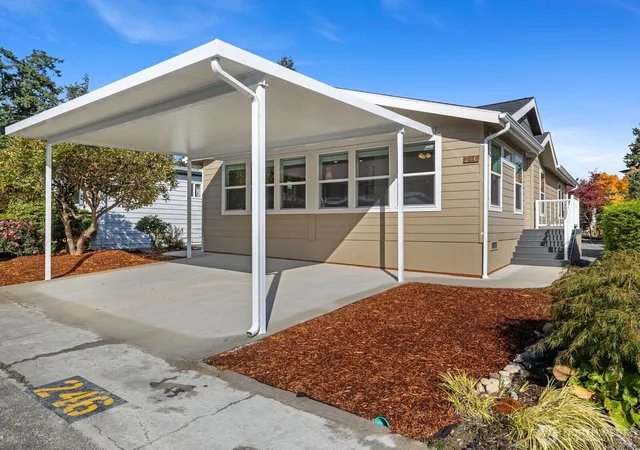 Photo 1 of Manufactured home for sale at 1725 242nd Street Se #246, Bothell, WA 98021 | MLS# NWM2589118 | Listing updated on 2026-10-02
