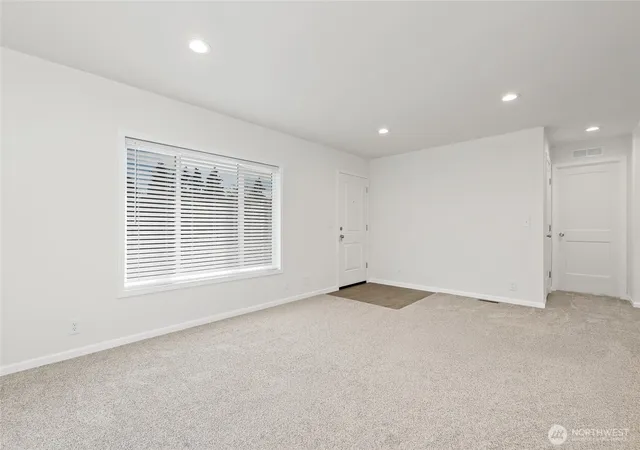 Photo 2 of Manufactured home for sale at 11310 202nd Avenue E, Bonney Lake, WA 98391 | MLS# NWM2589119 | Listing updated on 2026-10-01