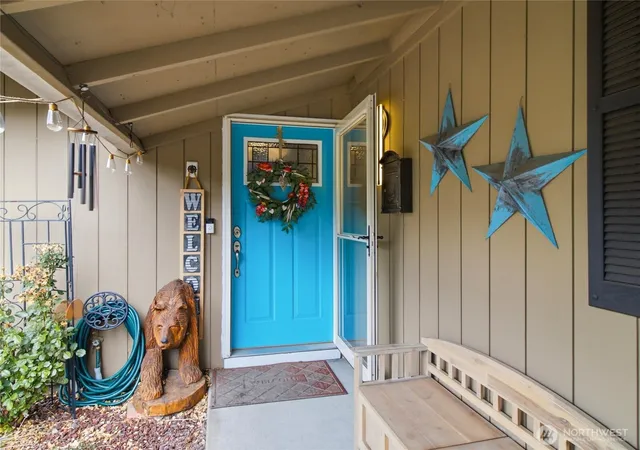 Photo 2 of Single family home for sale at 10415 110th Street Sw, Lakewood, WA 98498 | MLS# NWM2589126 | Listing updated on 2026-10-01