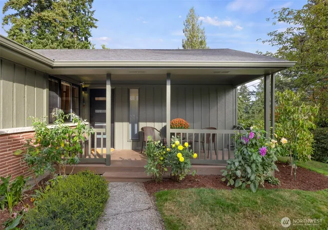 Photo 3 of Single family home for sale at 1338 N 176th Street, Shoreline, WA 98133 | MLS# NWM2589139 | Listing updated on 2026-10-01