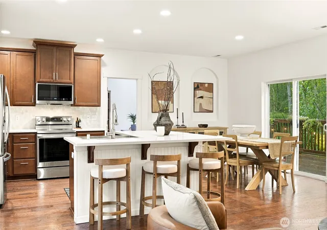 Photo 4 of Single family home for sale at 1111 80th Drive NE, Lake Stevens, WA 98258 | MLS# NWM2589143 | Listing updated on 2026-10-01