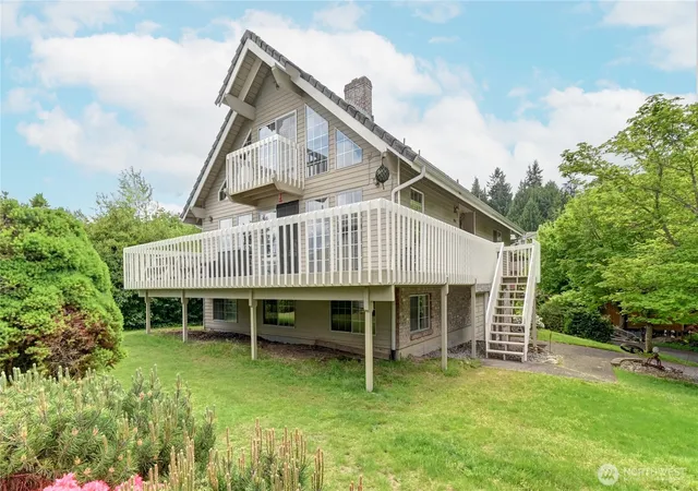 Single family home for sale at 4914 Dover St, Everett, WA 98203 | MLS# NWM2589144