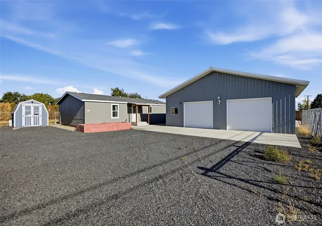 Photo 1 of Manufactured home for sale at 328 Road 19 Nw, Soap Lake, WA 98851 | MLS# NWM2589161 | Listing updated on 2026-10-06
