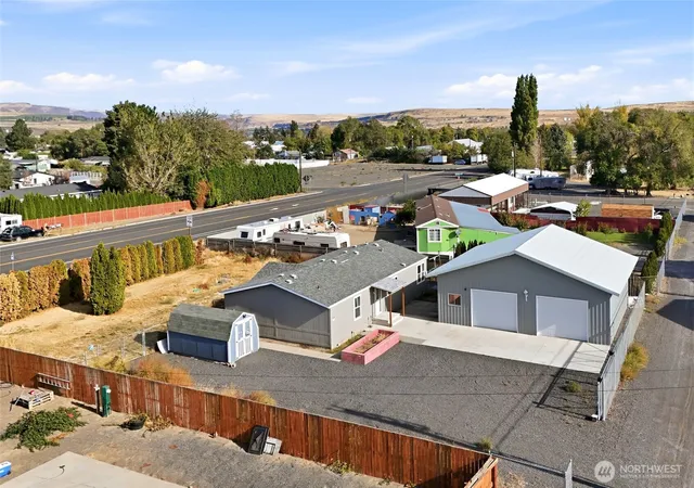 Photo 2 of Manufactured home for sale at 328 Road 19 Nw, Soap Lake, WA 98851 | MLS# NWM2589161 | Listing updated on 2026-10-06