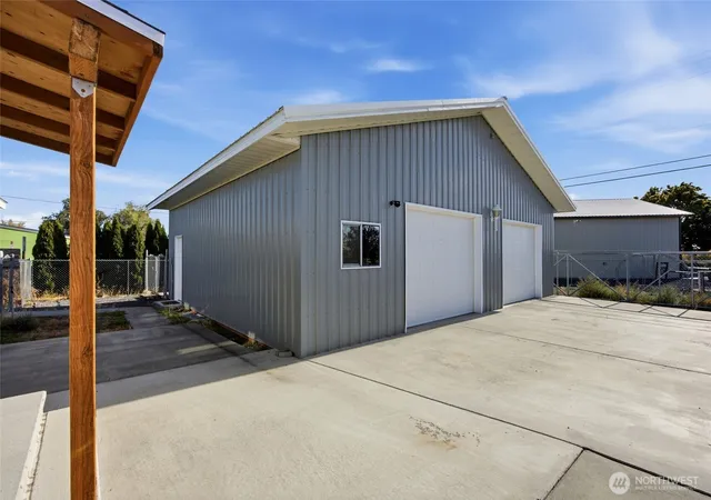 Photo 3 of Manufactured home for sale at 328 Road 19 NW, Soap Lake, WA 98851 | MLS# NWM2589161 | Listing updated on 2026-10-06