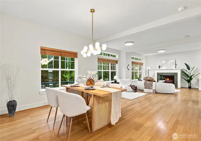 Photo 3 of Single family home for sale at 1789 27th Lane Ne, Issaquah, WA 98029 | MLS# NWM2589172 | Listing updated on 2026-10-02