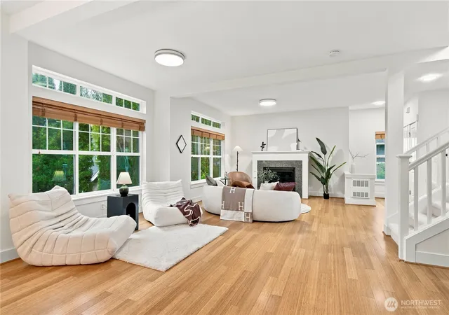 Photo 3 of Single family home for sale at 1789 27th Lane NE, Issaquah, WA 98029 | MLS# NWM2589172 | Listing updated on 2026-10-03
