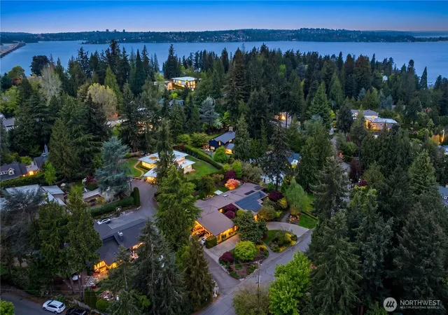 Single family home for sale at 3215 78th Place NE, Medina, WA 98039 | MLS# NWM2589179