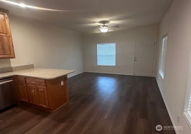 Photo 3 of Manufactured home for sale at 2101 S 324th Street #189, Federal Way, WA 98003 | MLS# NWM2589185 | Listing updated on 2026-09-30