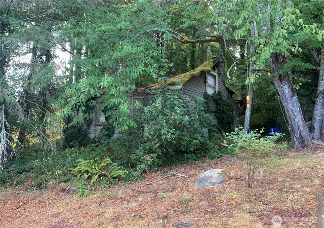Photo 2 of Land for sale at 4960 E State Route 106, Union, WA 98592 | MLS# NWM2589189 | Listing updated on 2026-10-02