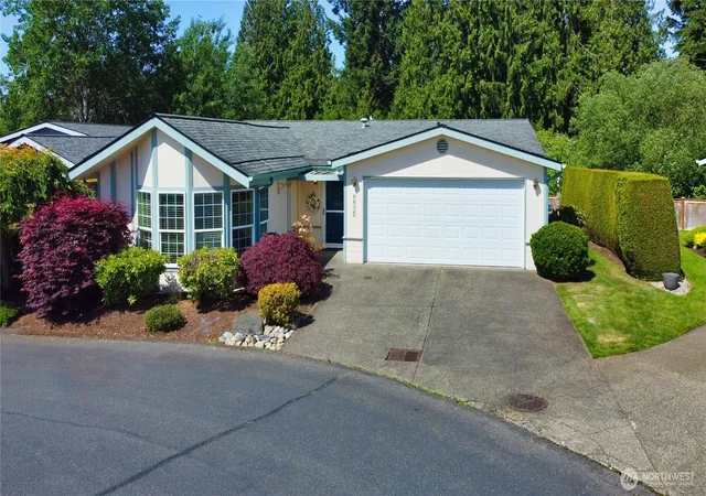 Photo 2 of Manufactured home for sale at 8806 60th Avenue E, Puyallup, WA 98371 | MLS# NWM2589190 | Listing updated on 2026-09-30