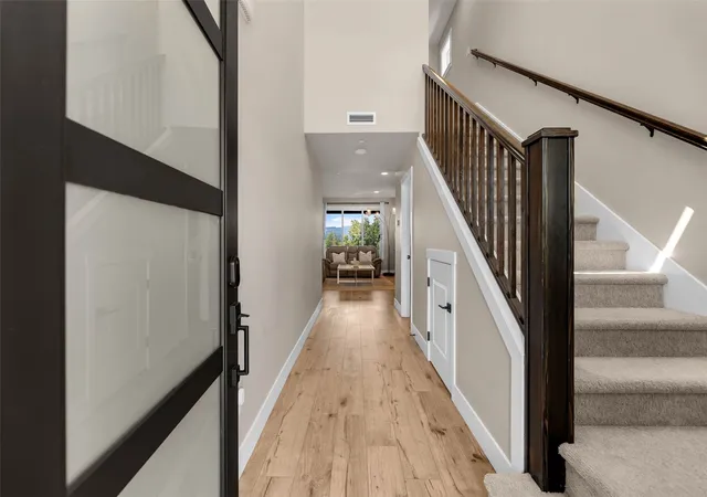 Photo 3 of Single family home for sale at 329 W Laurel St, Washougal, WA 98671 | MLS# NWM2589194 | Listing updated on 2026-10-01
