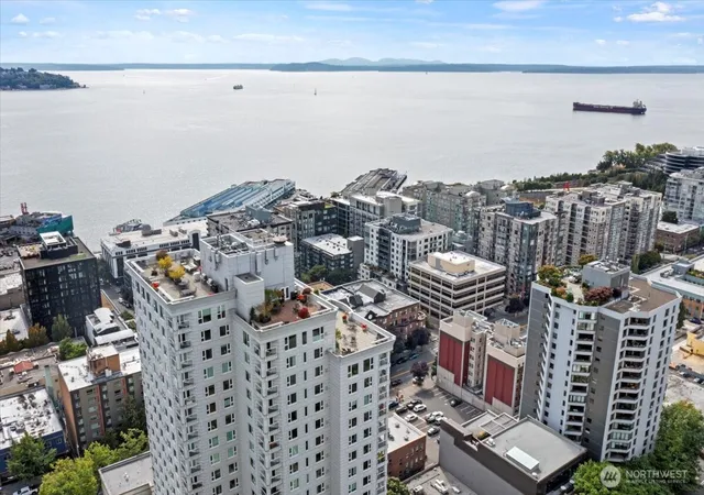 Photo 3 of Condo for sale at 121 Vine St #1404, Seattle, WA 98121 | MLS# NWM2589200 | Listing updated on 2026-10-02