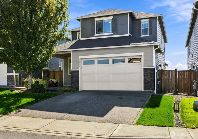 Photo 3 of Single family home for sale at 11418 175th Street E, Puyallup, WA 98374 | MLS# NWM2589210 | Listing updated on 2026-10-02